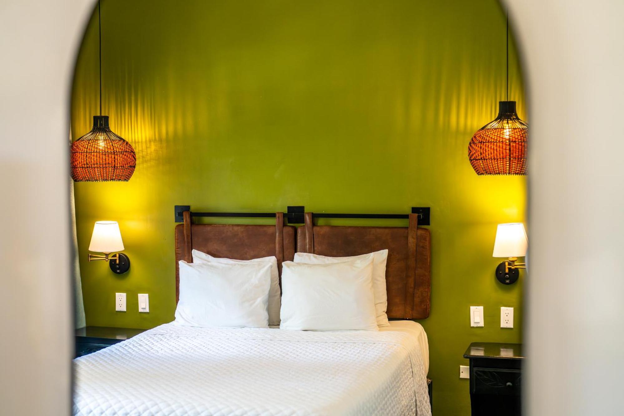 ทราเวลเลอร์ บีช รีสอร์ต Hotel เนกริล ภายนอก รูปภาพ