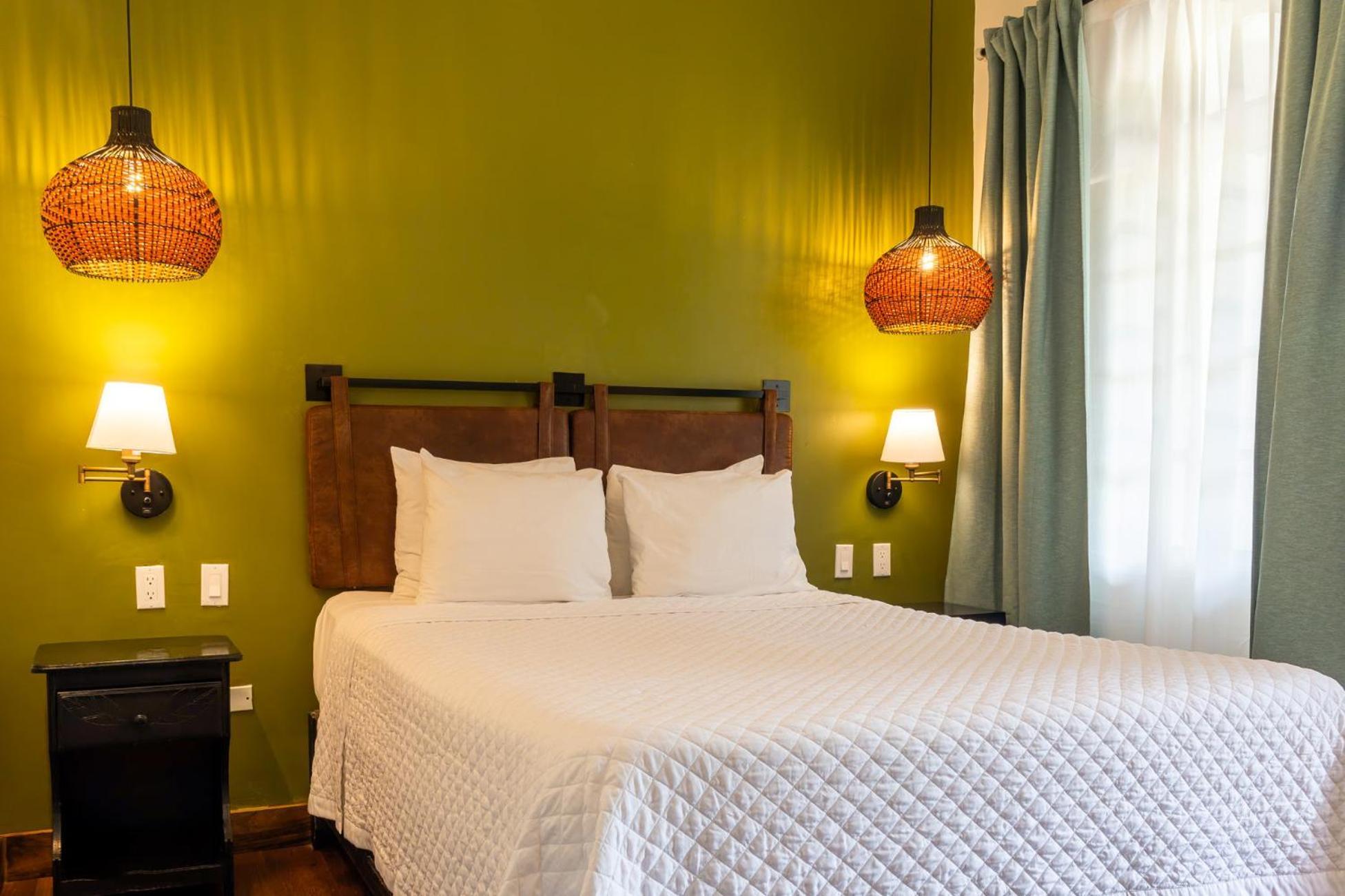 ทราเวลเลอร์ บีช รีสอร์ต Hotel เนกริล ภายนอก รูปภาพ